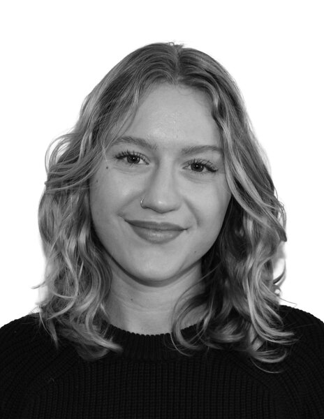 Lily Monnett headshot