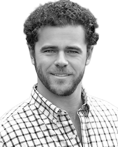 Chris Santos Headshot