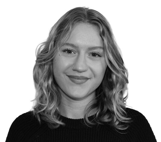 Lily Monnett headshot